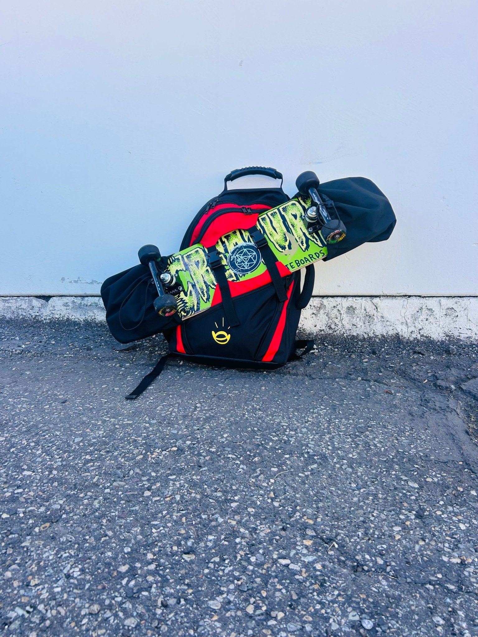 Skateboard Backpack - TailTug Skateboard Backpacks